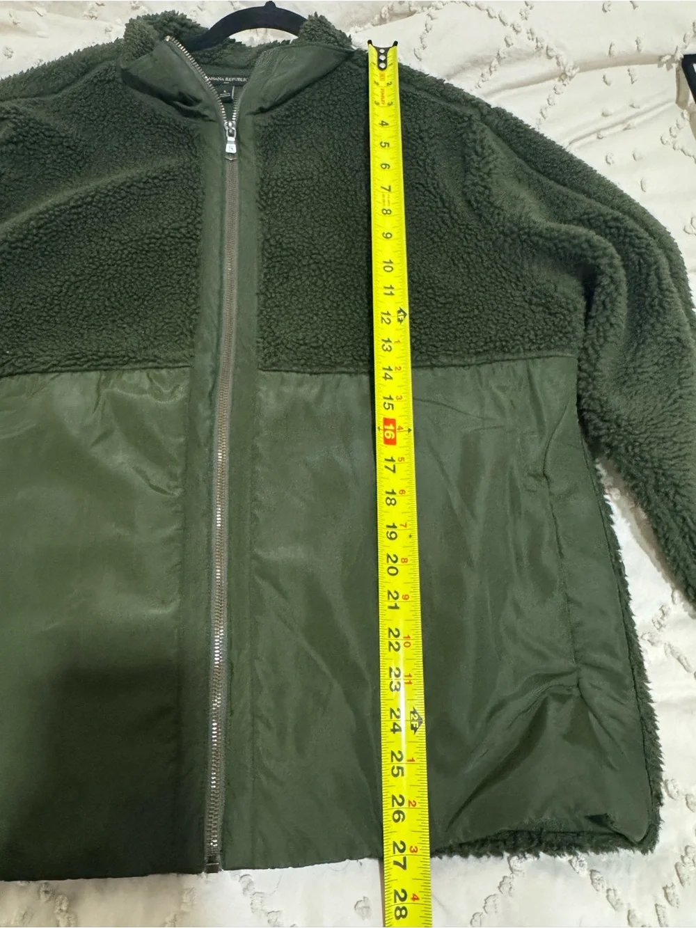 Banana Republic Men’s Sherpa Faux Fur Jacket Olive Green L
